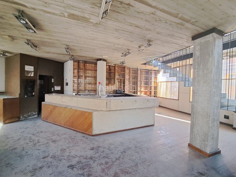 Foto 662c5152-9d3d-4ef1-9e1e-f8b01d7b47ed. Local comercial a Eixample-Horta Capallera Figueres