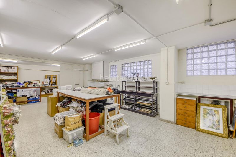 Foto 1c60ddf2-d852-477b-ab94-9ba668fda6fd. Local comercial a Eixample-Horta Capallera Figueres