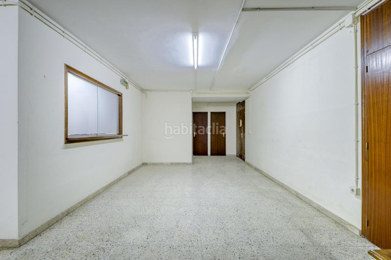 Foto 1f3b8111-3e01-4a9a-9be2-c0a10a994f62. Local comercial a Eixample-Horta Capallera Figueres