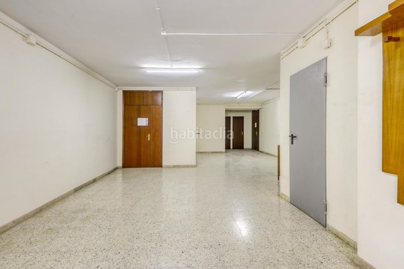 Foto 53656010-b7f8-4369-a4c2-49ec16507cd5. Local comercial a Eixample-Horta Capallera Figueres