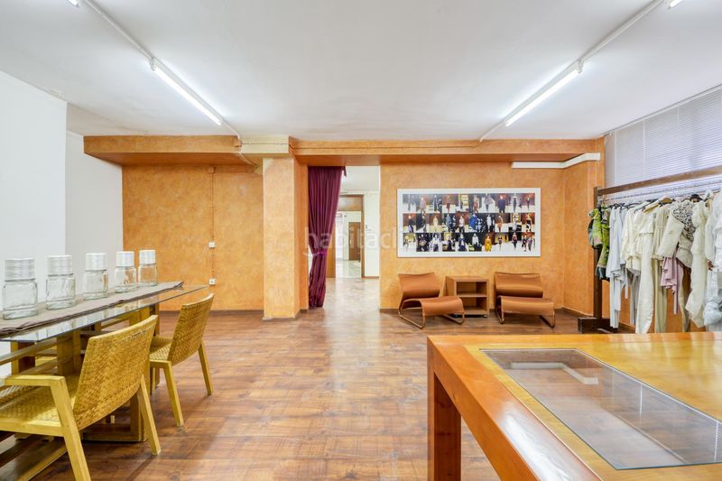 Foto c203faff-3608-4eb8-844c-d8308f03a7ce. Local comercial a Eixample-Horta Capallera Figueres