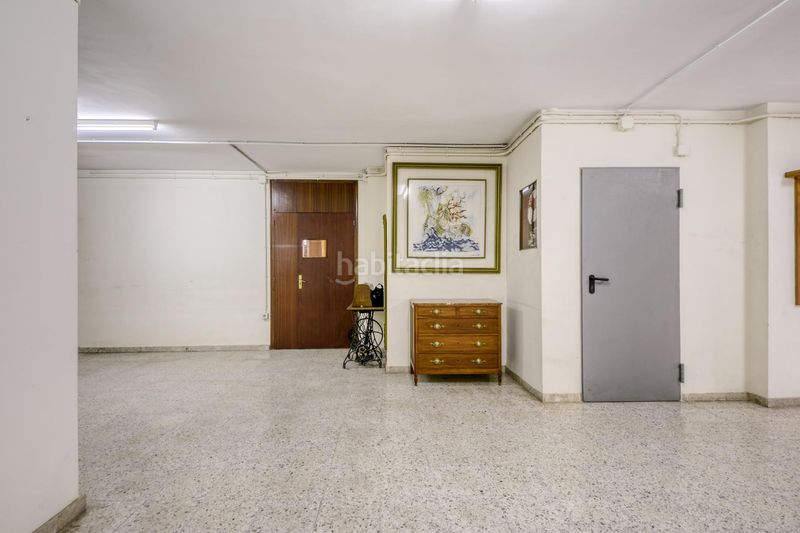 Foto e0c11db2-ec8b-4556-b08b-b963f4c12f4e. Local comercial a Eixample-Horta Capallera Figueres