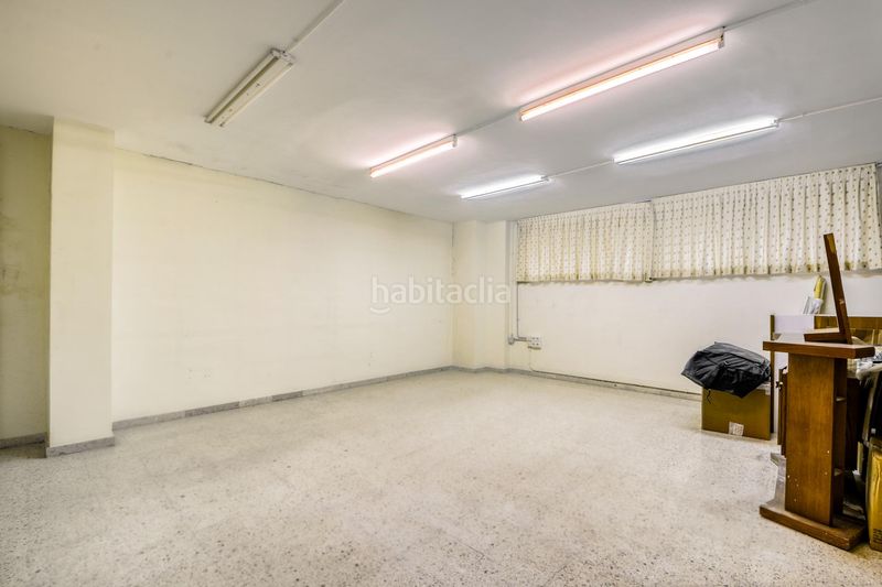 Foto e90186e8-0ad0-43ff-8ce8-03117501017f. Local comercial a Eixample-Horta Capallera Figueres