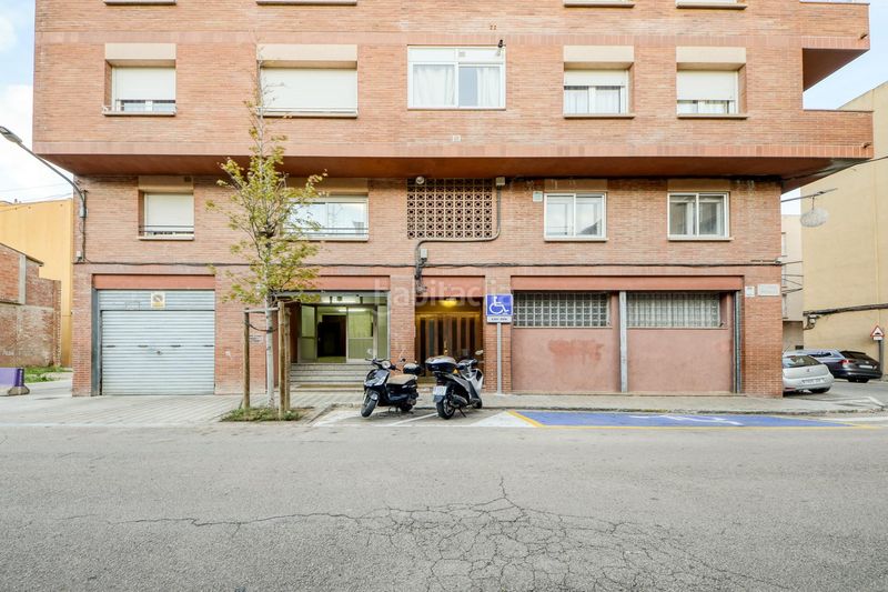 Foto ed2b5921-3718-456f-ac37-3b19cc510c40. Local comercial a Eixample-Horta Capallera Figueres
