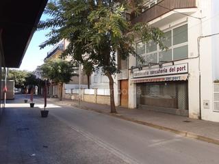 Local commercial à Carboneres - La Farella. Localcarniceria, totalmente equipada en la calle más comercial d