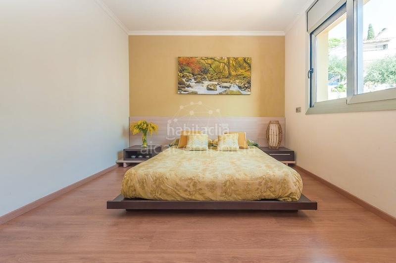 Foto 3766fcc0-a7d2-40f7-88d0-8aad204d1254. House with parking pool in Centre Roses