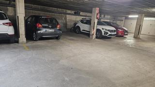 Aparcament cotxe a Poble Nou-Olivar Gran