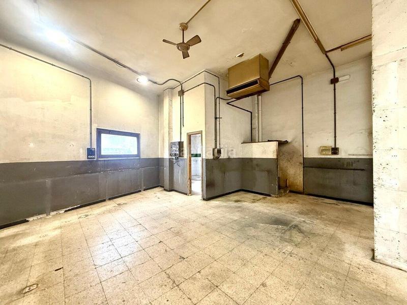 Foto 4ea99a9a-cbf3-41b6-8ff9-82e6f51381ff. Edificio en Poble Nou-Olivar Gran Figueres