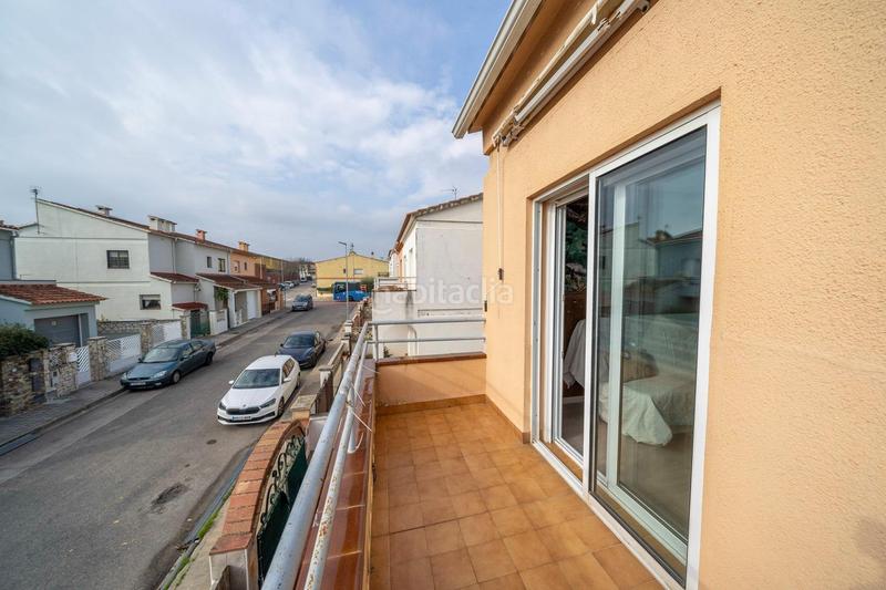 Foto bc85e6c1-9d2d-40ae-a324-cf7f60303e33. Casa  , zona camp dels enginyers. alt emporda. en Vilafant