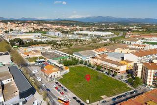 Residential Plot in Poble Nou-Olivar Gran