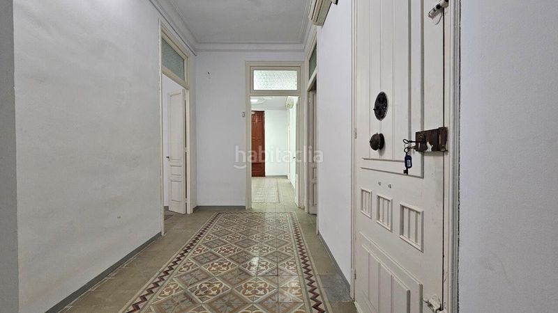 Foto 83050ca5-e0e3-4c8c-aae6-a752a6204c1d. Edificio in Creu de la Mà Figueres