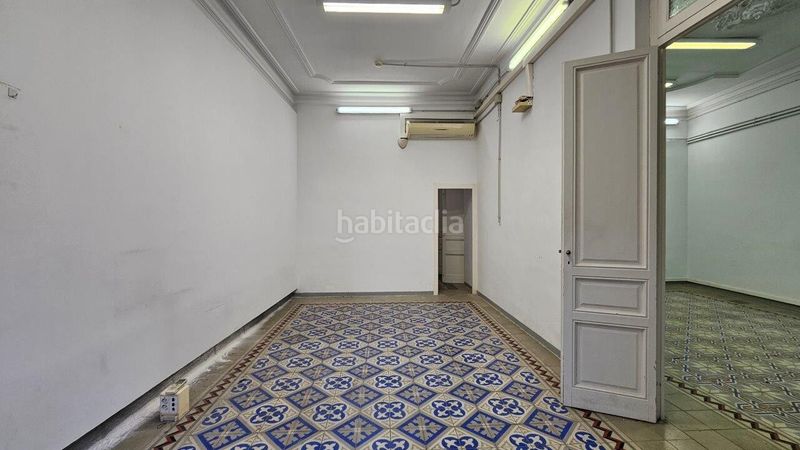 Foto ffbb458d-e8bc-43e7-8edc-efd050d5f472. Edificio in Creu de la Mà Figueres