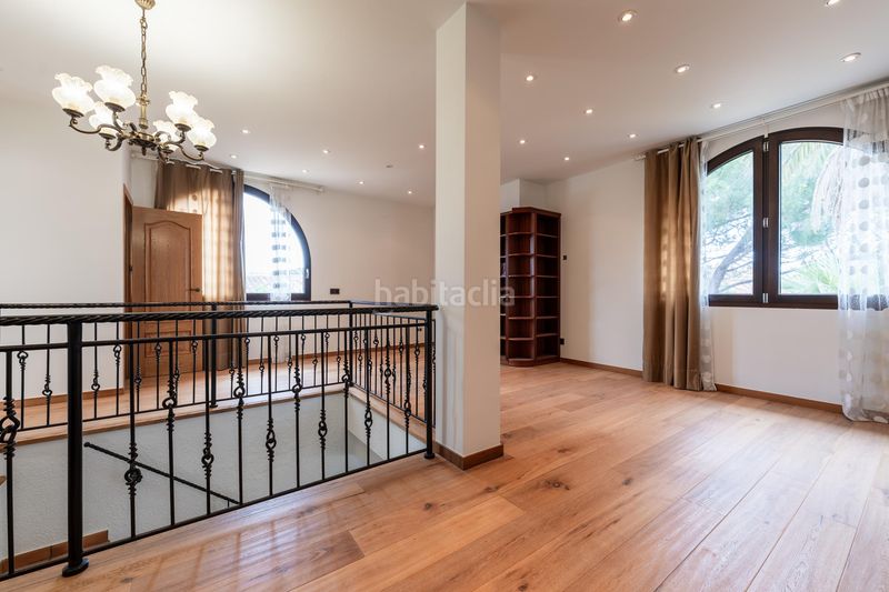 Foto 48541ca4-5af8-4442-9b4a-a5a3998bc9ab. Casa amb piscina a Requesens Empuriabrava