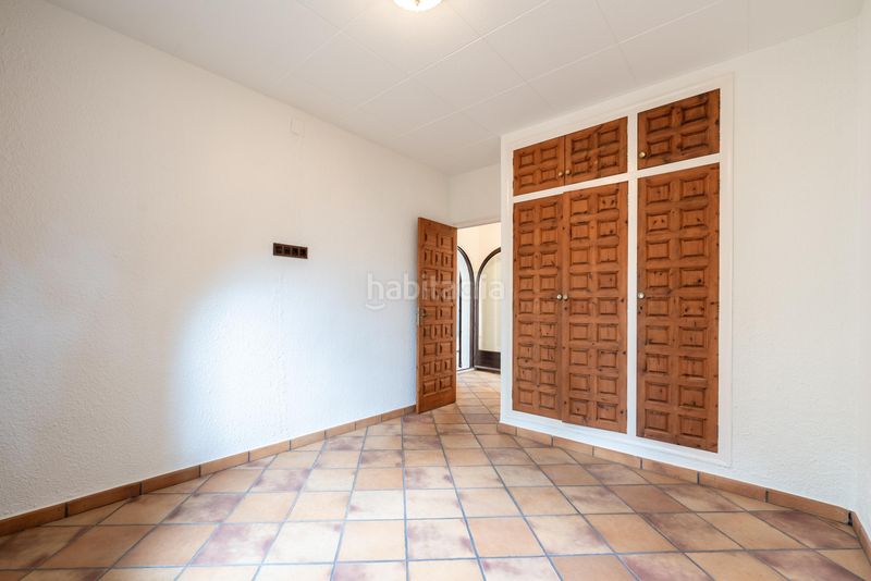 Foto 553ca743-e8ca-4392-aae2-f32ad237907c. Casa amb piscina a Requesens Empuriabrava