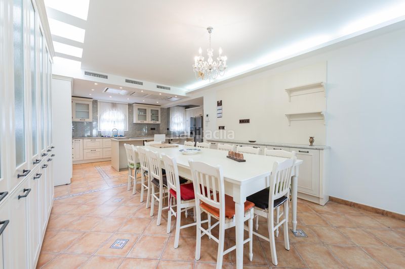 Foto 82ffde0c-c9c2-499e-93a1-cb9b504f3bd1. Casa amb piscina a Requesens Empuriabrava