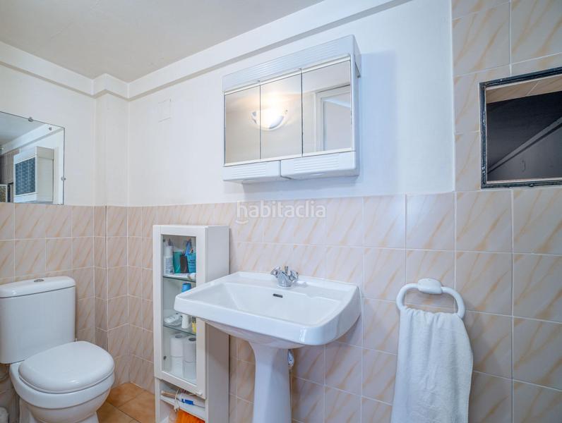 Foto b8cb4a93-e4b9-4c31-9ca7-dd772c37844e. Casa adossada amb aparcament a Sant Maurici Empuriabrava