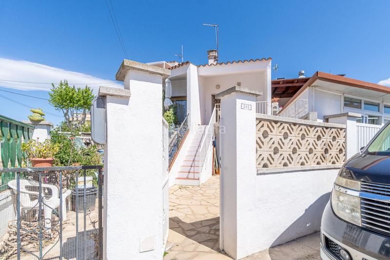 Foto 7b1869ec-de58-46b6-ad2e-7f2827118dff. Maison jumelée avec parking dans Sant Maurici Empuriabrava