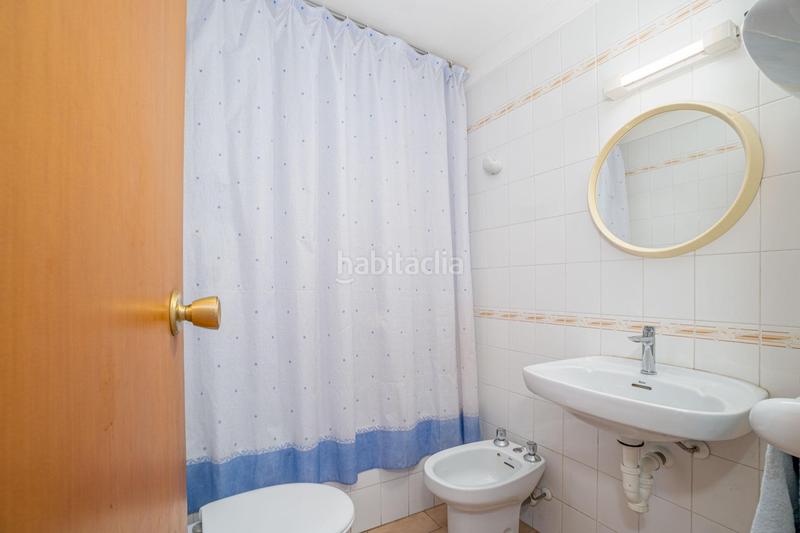 Foto 354bf7c8-a2b0-4b86-85dc-efb68c164570. Semi detached house with parking in Sant Maurici Empuriabrava