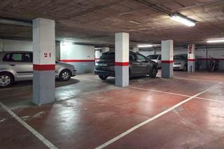 Aparcament cotxe a Centre