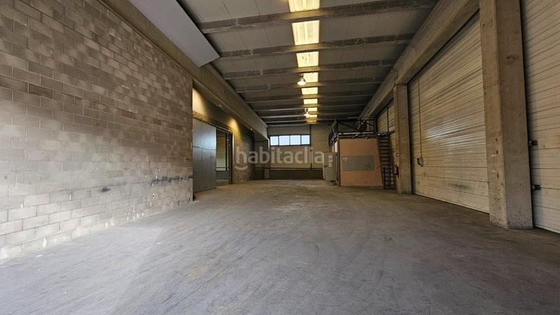 Foto 7538ec64-cd40-482b-bc5d-f939d6e206b5. Nave industrial en Llers
