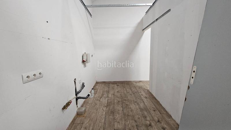 Foto e8c31341-038f-4892-a86c-89591a188120. Nave industrial en Llers