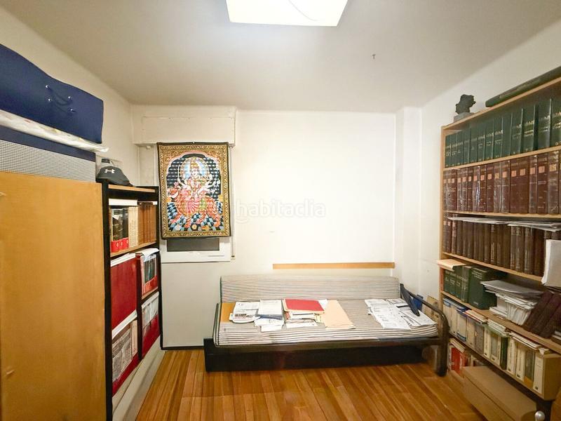 Foto 1acb71e5-08ea-40a9-a794-e16e009a86a9. Etagenwohnung mit heizung parking in Centre Figueres