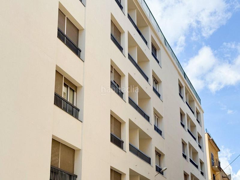 Foto cd4b6f8a-1ef4-4134-abf6-19992a568684. Etagenwohnung mit heizung parking in Centre Figueres