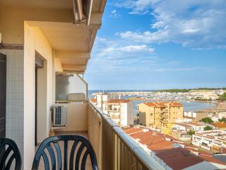 Appartement  Avenida del montgó. Apartamento con terraza y vistas al mar en lescala.