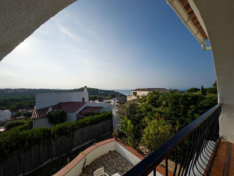 Foto 57e8dd5a-4dc0-486e-bbfe-feb16e39fa63. Casa amb aparcament piscina a Port - La Clota - Puig Sec Escala (L´)