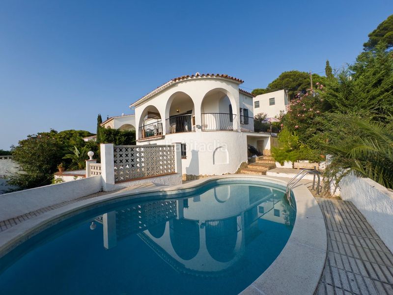 Foto abd98e91-50f1-43f3-bb38-e3abe62cc456. Casa amb aparcament piscina a Port - La Clota - Puig Sec Escala (L´)
