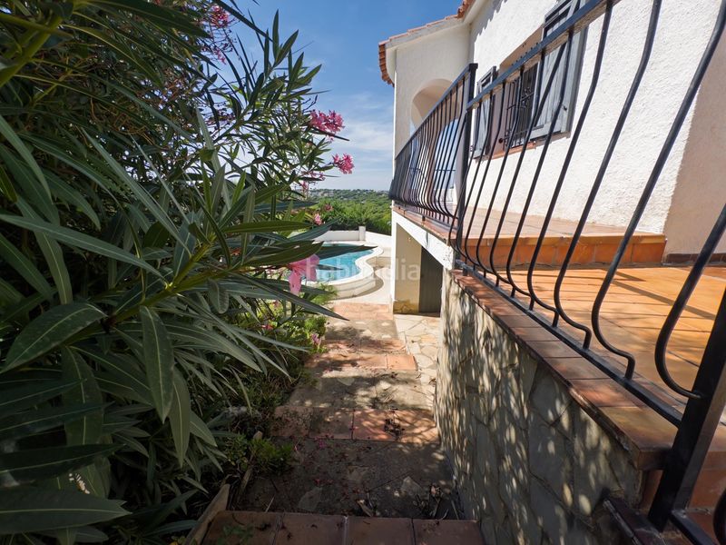 Foto e92c4424-3ce4-452e-8852-85356f7393df. Casa amb aparcament piscina a Port - La Clota - Puig Sec Escala (L´)