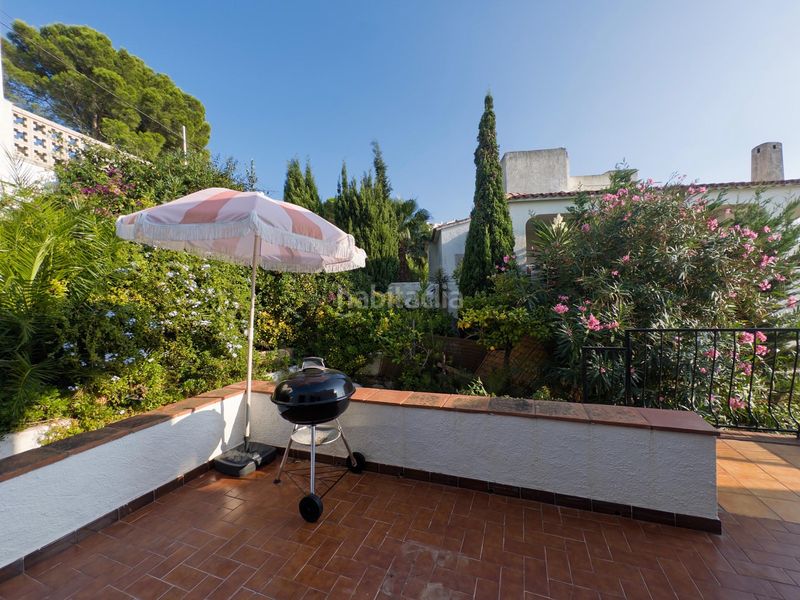 Foto f3f99198-aed8-4502-8e3a-973cfa4e8e3f. Casa amb aparcament piscina a Port - La Clota - Puig Sec Escala (L´)