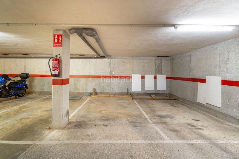 Foto 00607e40-2e10-4ba7-b442-da0ca389b20a. Dúplex amb calefacció aparcament a Alberes Empuriabrava