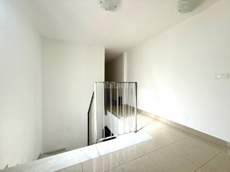 Foto b8d236ea-afe9-4621-ae8d-fd37d5db8feb. Duplex con parcheggio in Nucli Antic Escala (L´)