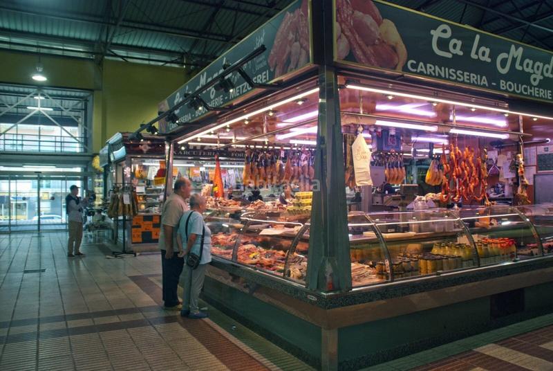 Foto 109ddc42-b40b-42ff-8fbe-8fc209ac9922. Pis a Centre Roses