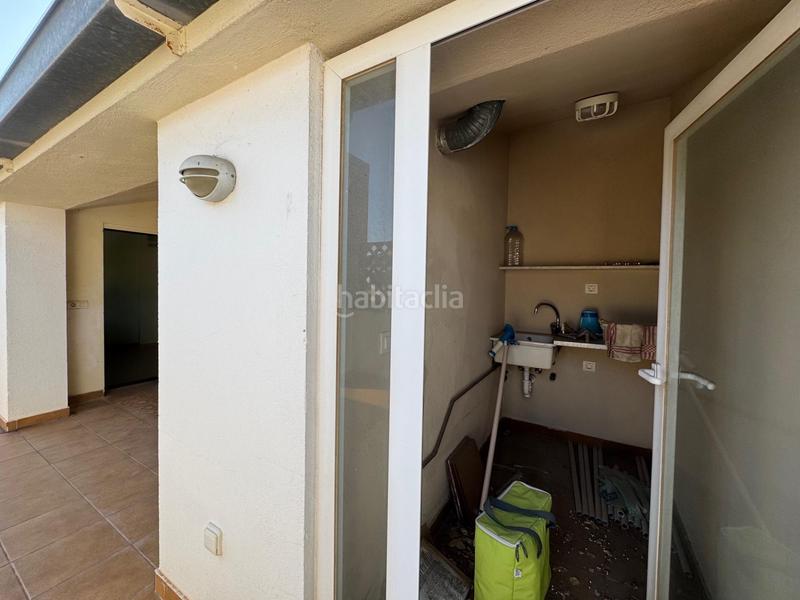 Foto 390ff9b8-b861-4c0e-96d8-5ba0ca0c15b0. Àtic amb calefacció aparcament a Creu de la Mà Figueres