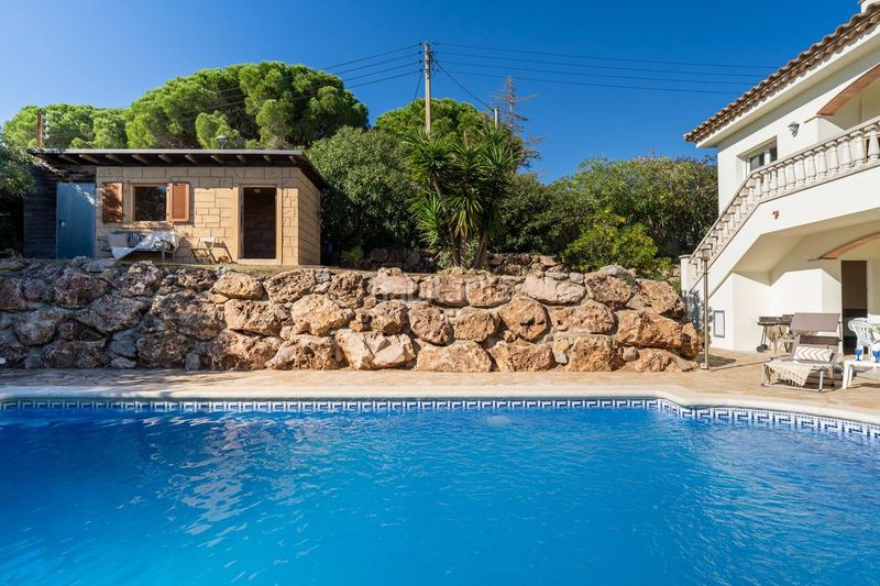Foto 633a91b0-de82-449a-9ddf-91cebc737927. Casa amb calefacció aparcament piscina a Port - La Clota - Puig Sec Escala (L´)