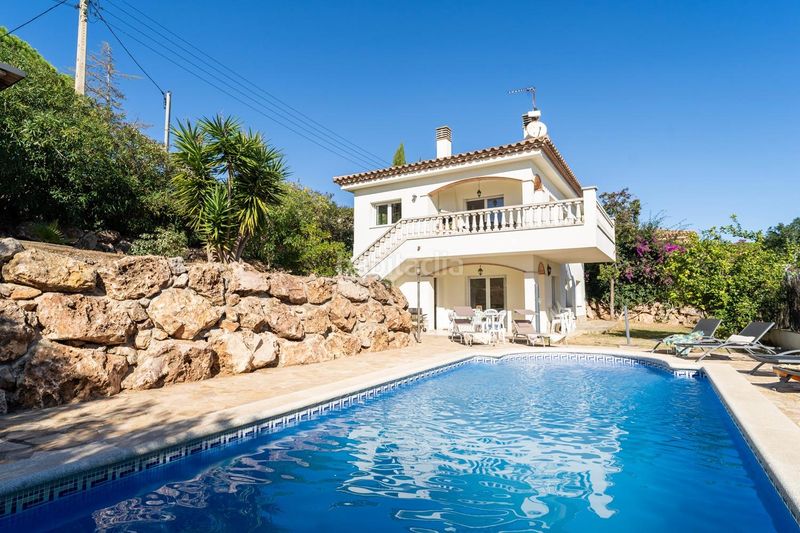 Foto 80d1139e-43ac-45e8-8478-2a490a8037d2. Casa amb calefacció aparcament piscina a Port - La Clota - Puig Sec Escala (L´)