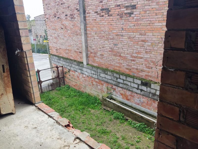 Foto 3ab977e4-8746-4f9f-ad6c-2e1629fe0bca. Terreny residencial a Peralada