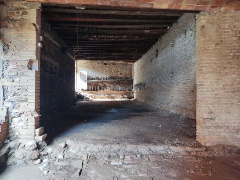 Foto d4c942a8-385e-4d9f-9c66-5035193f44be. Terreny residencial a Peralada