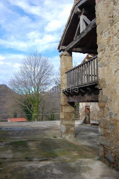 Foto c2daa331-1b22-4a89-a419-956c0c804ac8. Masia a Vidrà