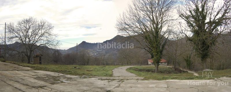Foto b9869d3f-5b38-424c-bacf-473430caf878. Masia a Vidrà