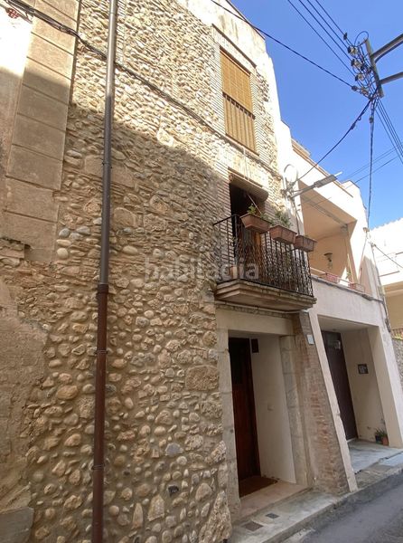 Foto 5c82eaf1-68bf-4f59-8c33-b9807ce020ef. Casa adossada a Armentera (L´)