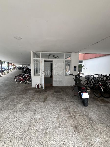 Foto 98f699ab-5e8b-4310-9c81-fd61b1cd79e1. Piso en Centre Roses