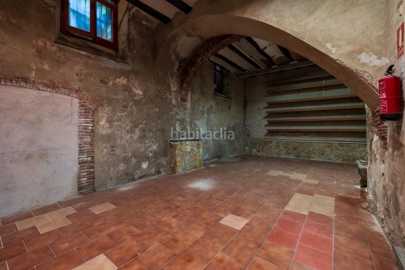 Foto 2d139f09-fee9-4a0b-9bab-2ca23ebd211b. Local comercial a Centre Figueres
