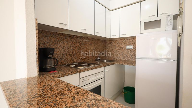 Foto 24696c92-b482-454b-a0e5-cb76a90e00b8. Apartament amb aparcament a El Port Llançà