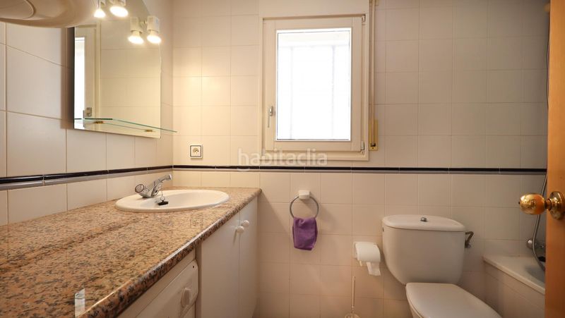 Foto bedf930d-6131-4d29-9908-7ddbce8559db. Apartament amb aparcament a El Port Llançà