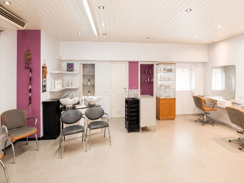 Foto d4f86009-7d47-426b-b43c-017182fddf05. Local comercial a Carretera de Roses-Fossos Figueres
