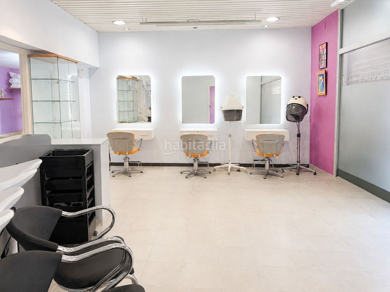 Foto ee399017-29bb-423c-a66e-d0846df7679c. Local comercial a Carretera de Roses-Fossos Figueres