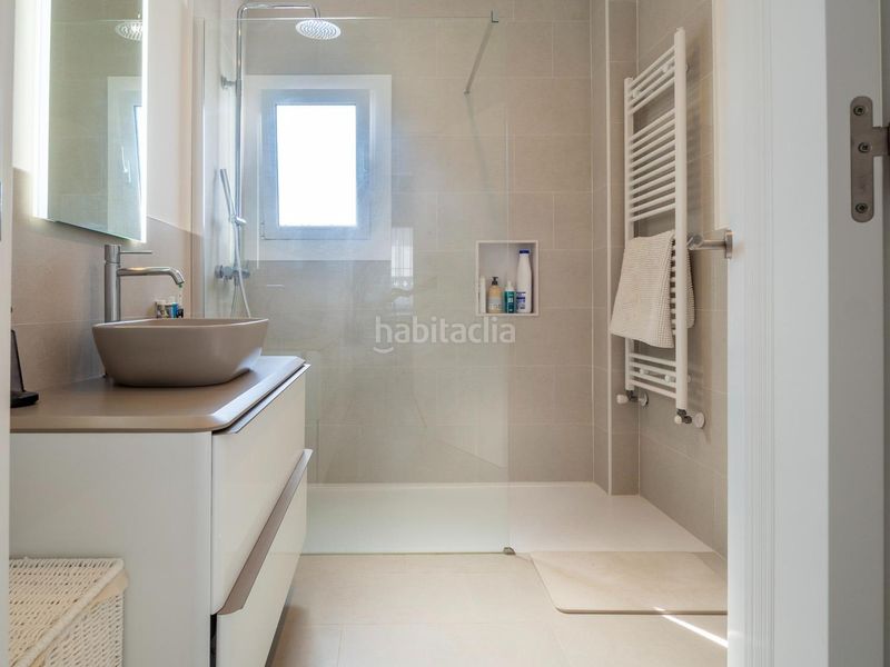 Foto 8775a7d8-15cb-401d-bb69-0418aa05206e. Casa amb aparcament piscina a Port - La Clota - Puig Sec Escala (L´)